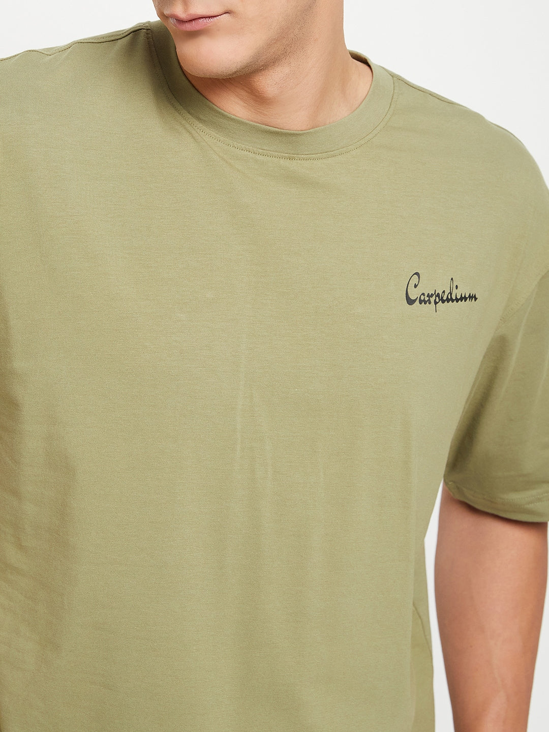 Relaxed Carpedium Parrot T-shirt